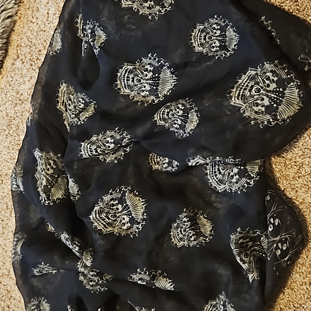 Alexander McQueen scarf